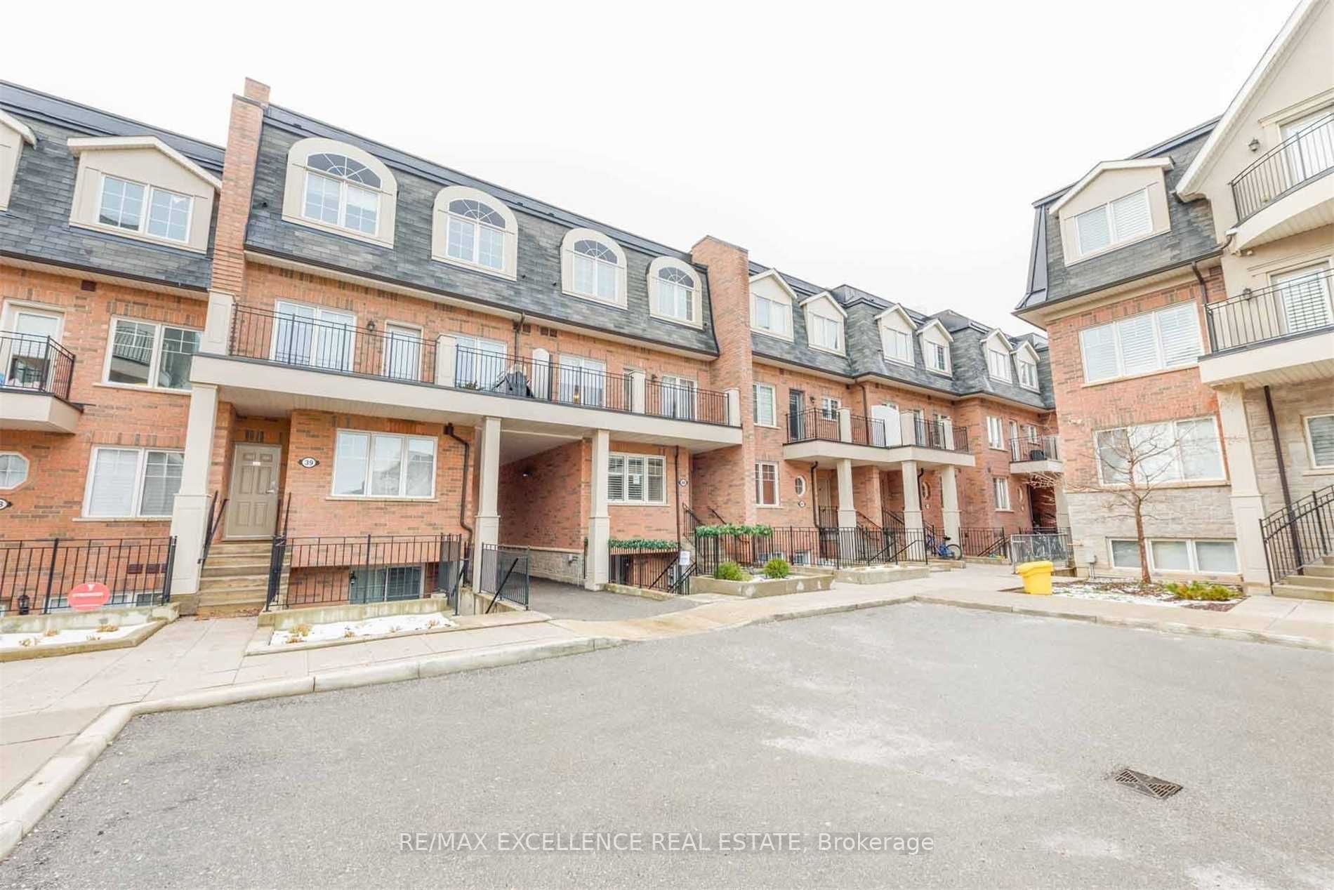 2420 Baronwood Dr, #42-02