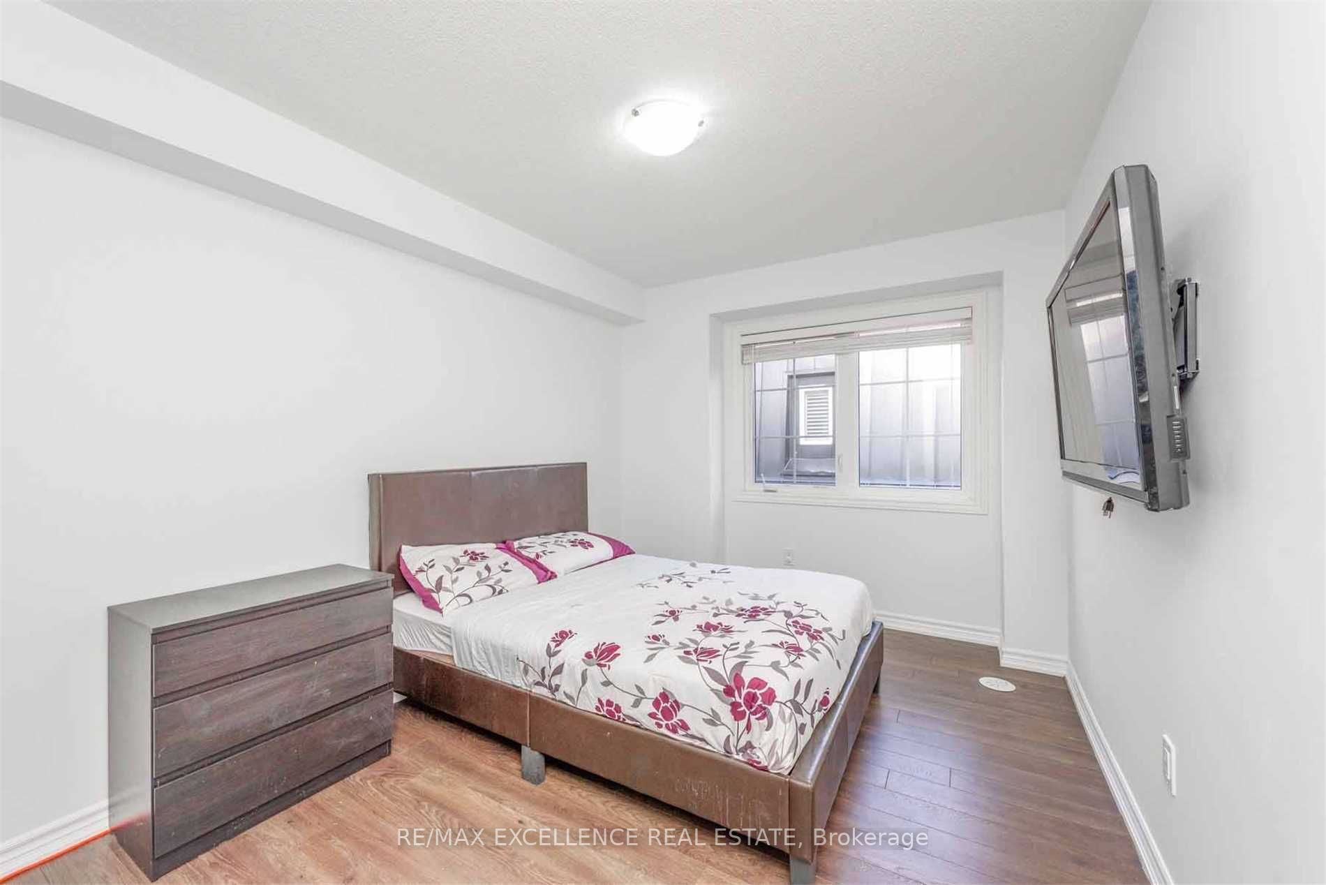 2420 Baronwood Dr, #42-02