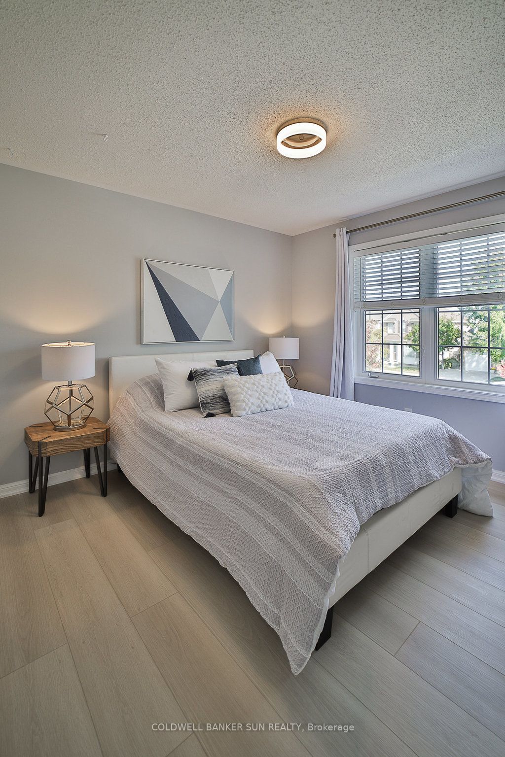 836 Trudeau Dr
