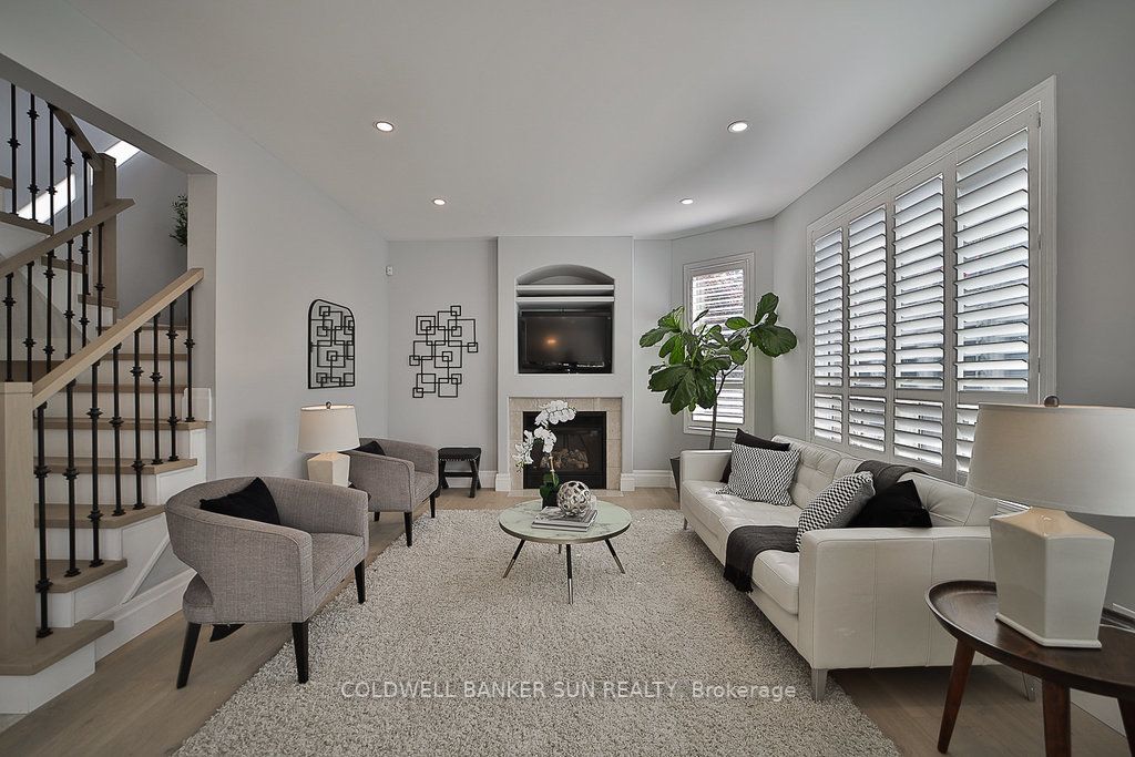 836 Trudeau Dr