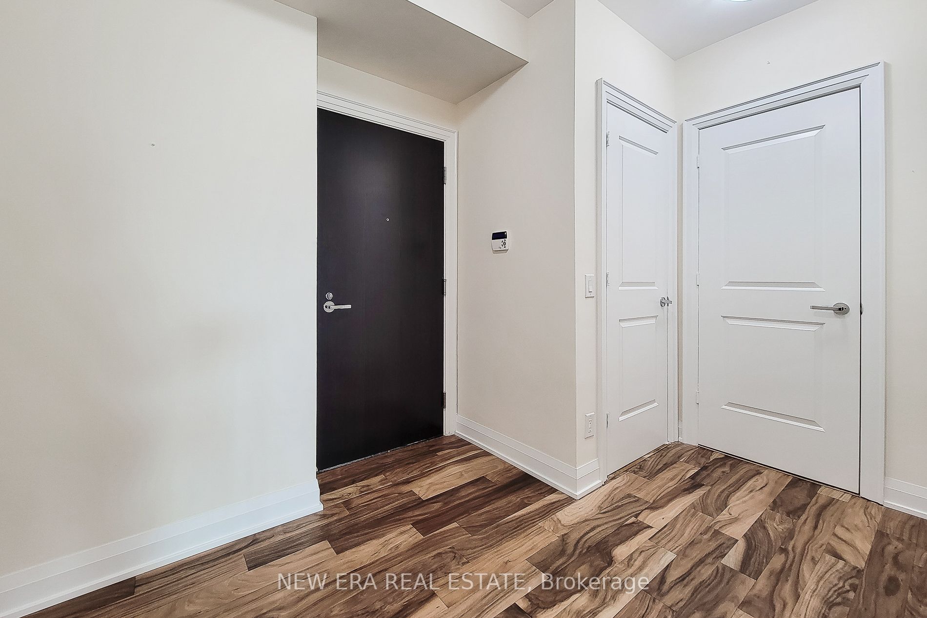 11 Bronte Rd, #323