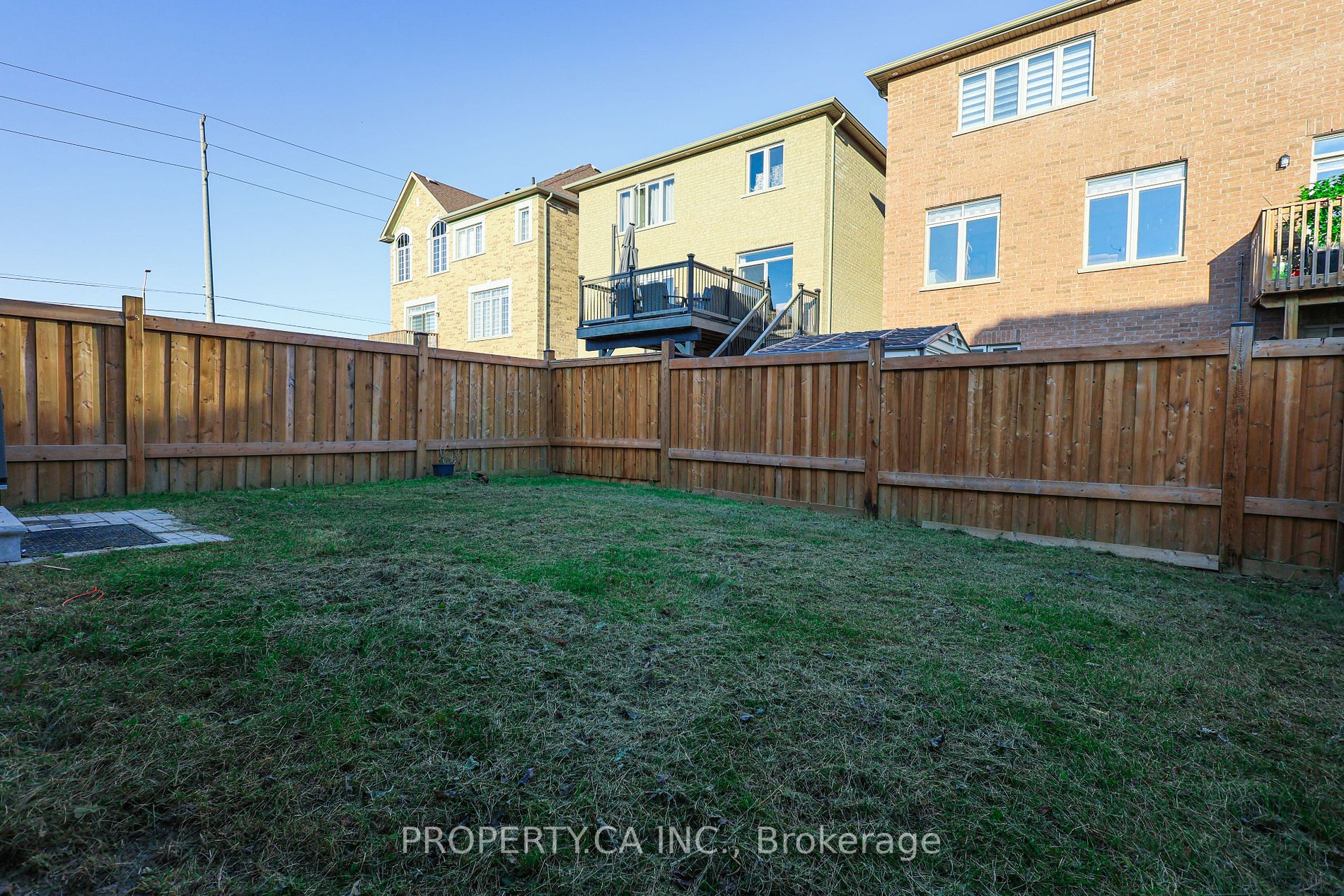 66 Stedford Cres