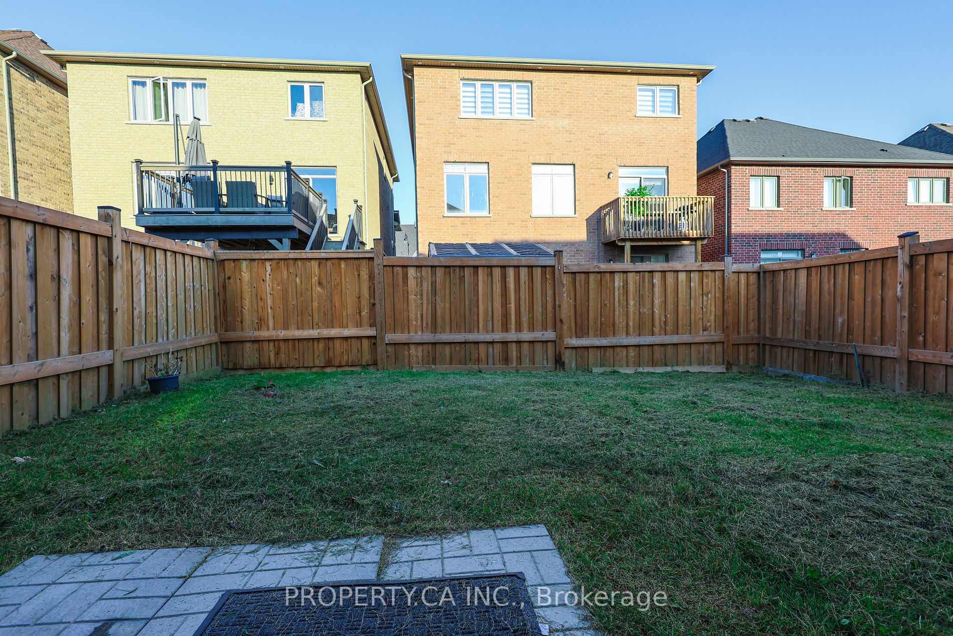 66 Stedford Cres
