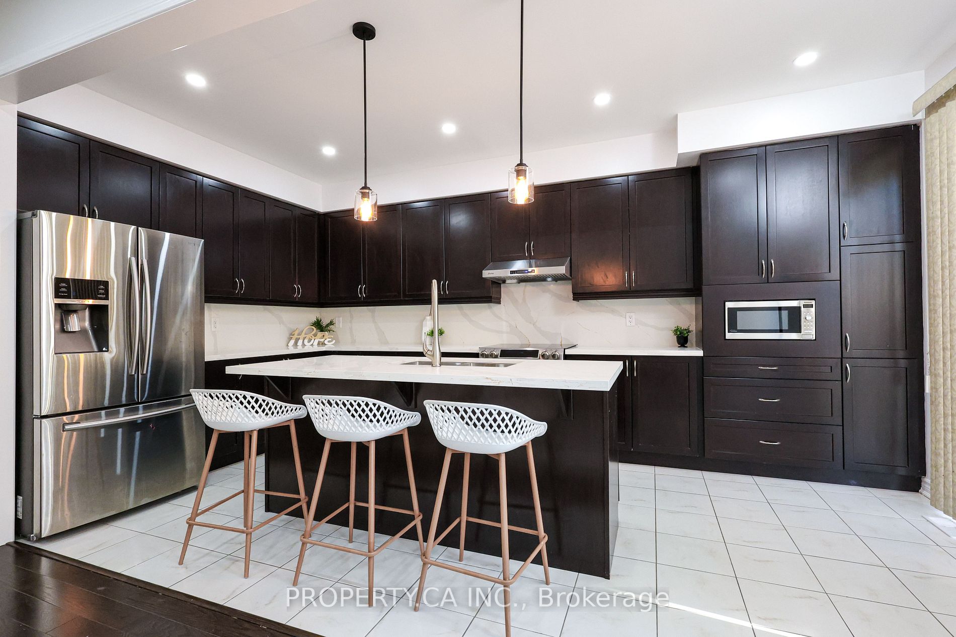 66 Stedford Cres