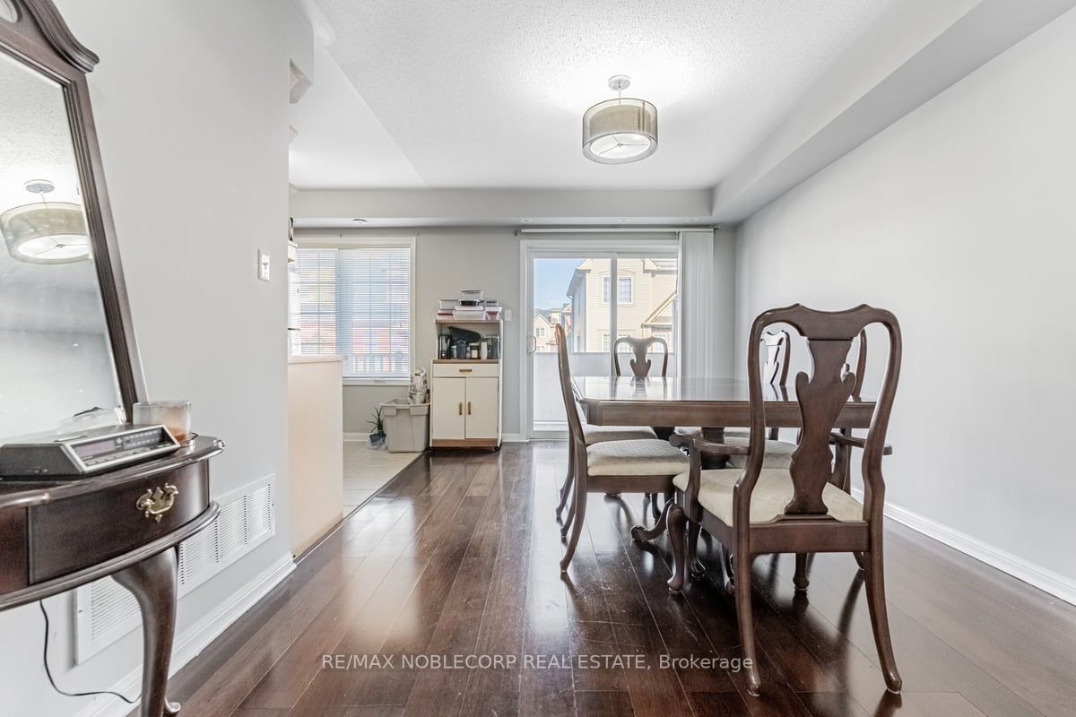 613 Dundas St, #5