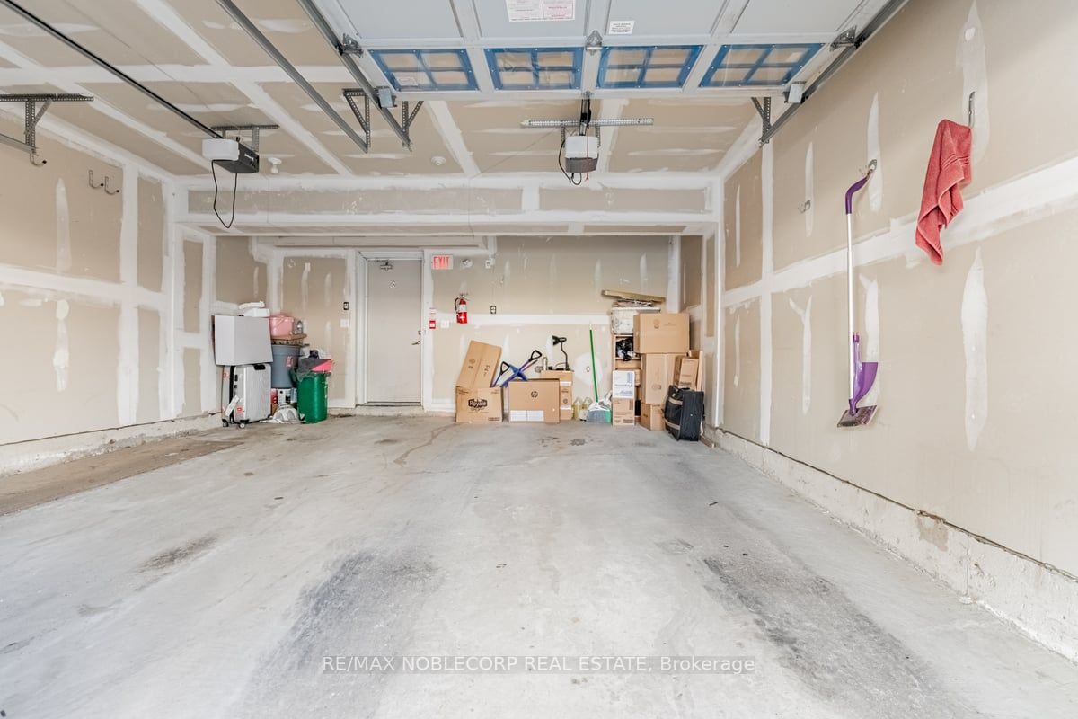 613 Dundas St, #5