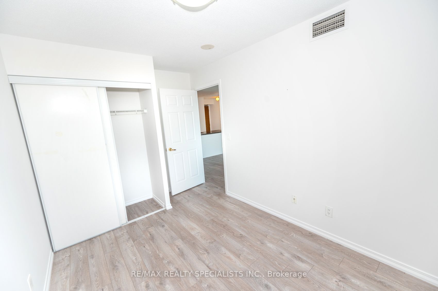 4889 Kimbermount Ave, #507