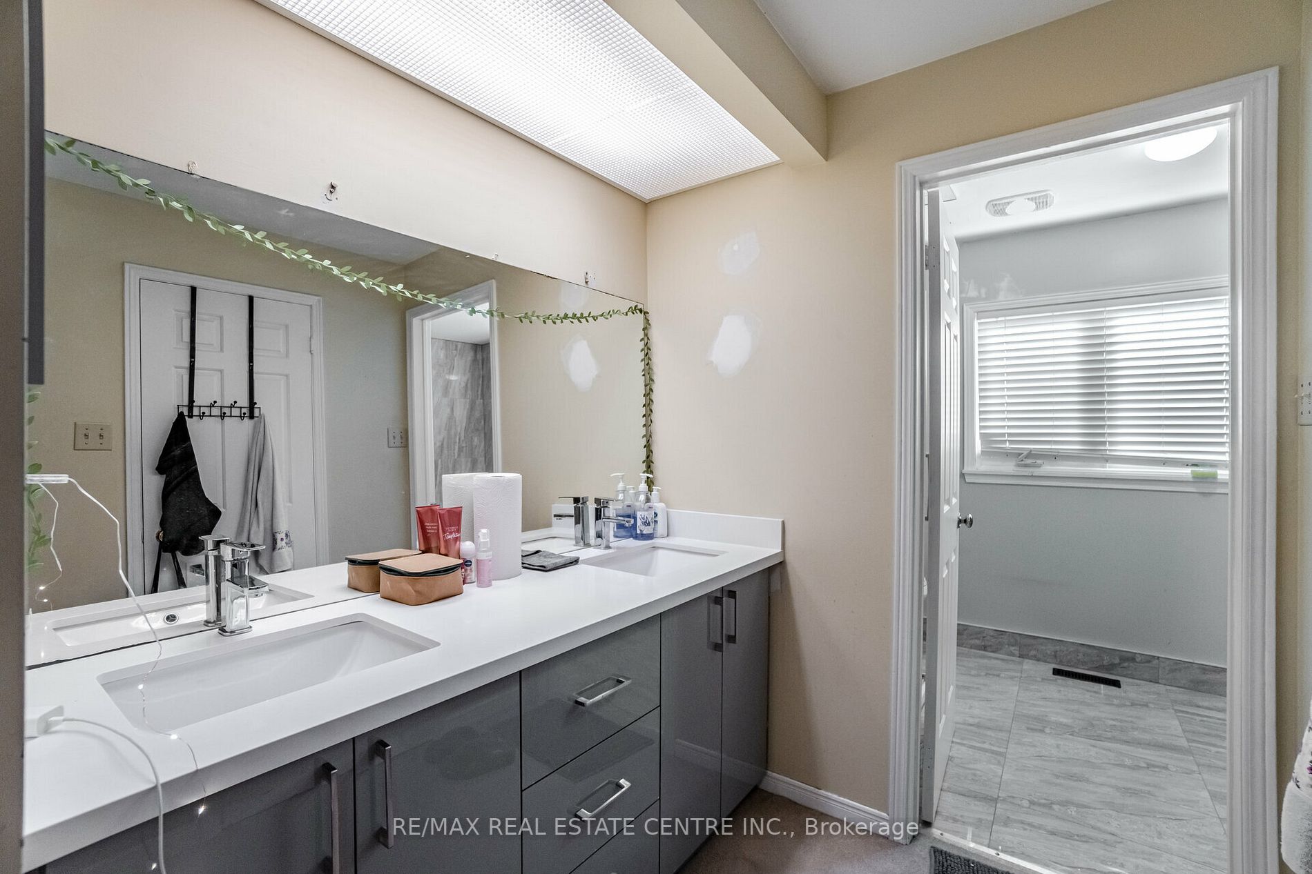 21 Nottingham Cres
