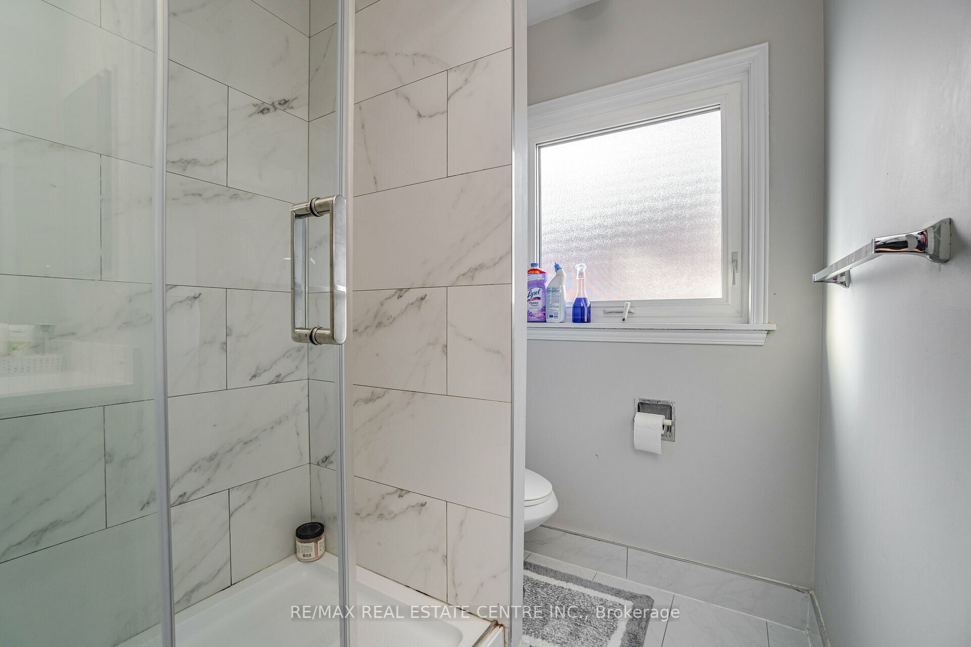 21 Nottingham Cres