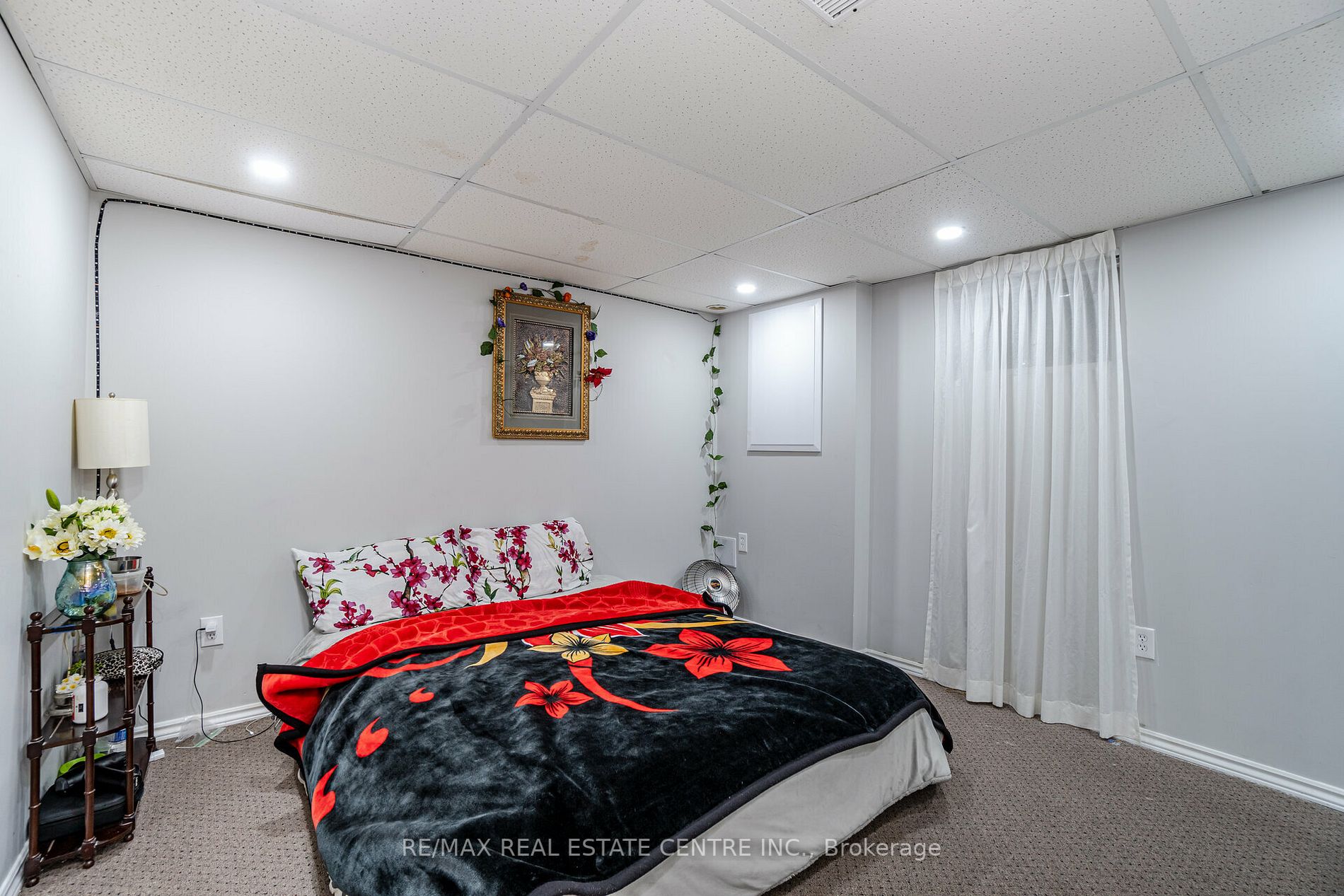21 Nottingham Cres
