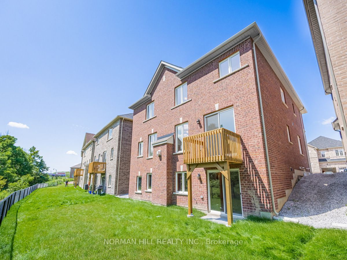 14 Unwind Cres
