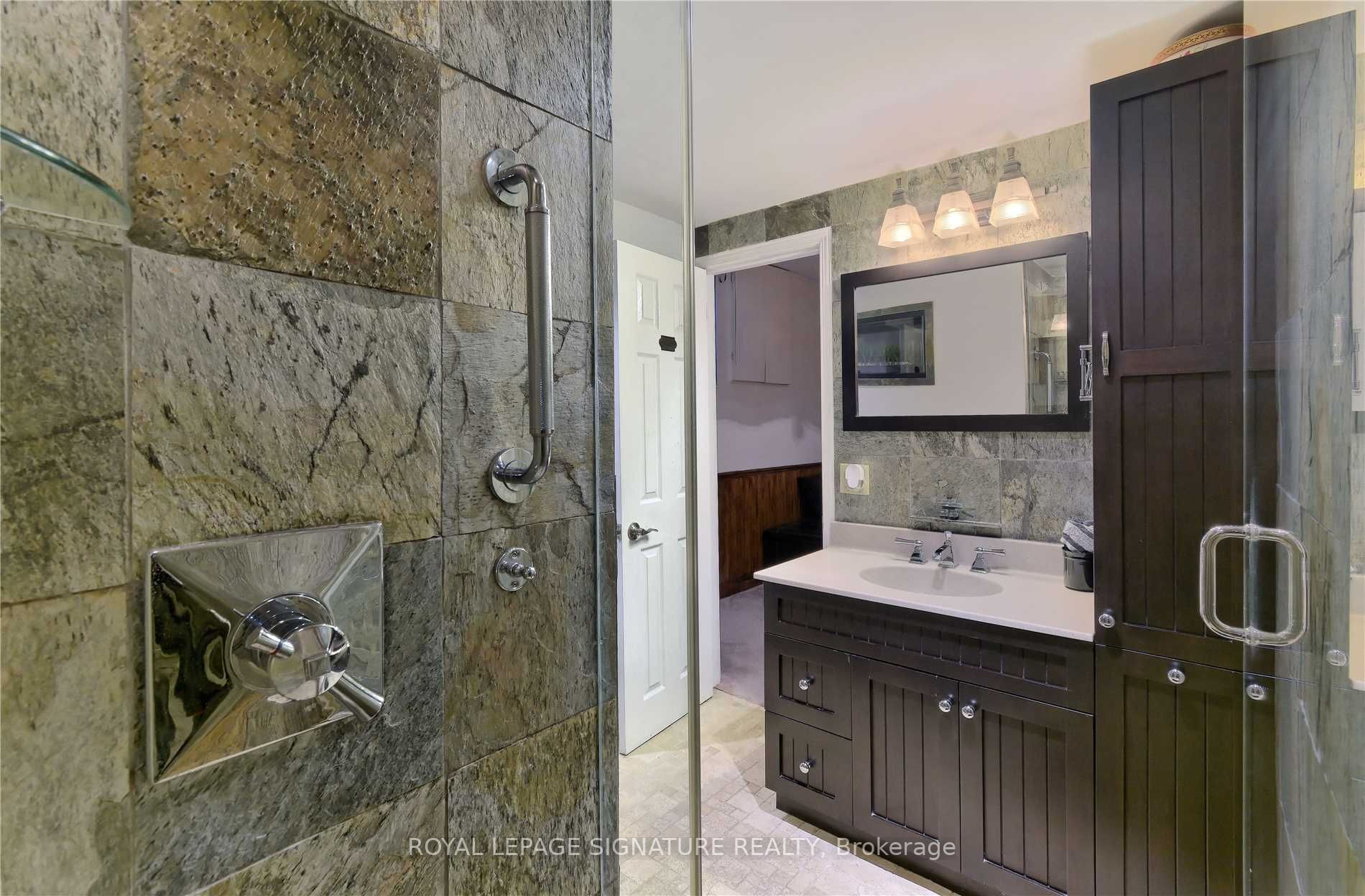 231 Foley Rd