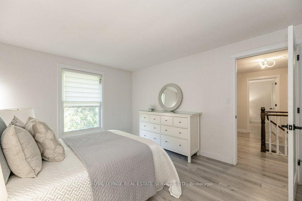 2113 Agincourt Cres