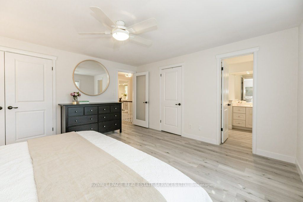 2113 Agincourt Cres
