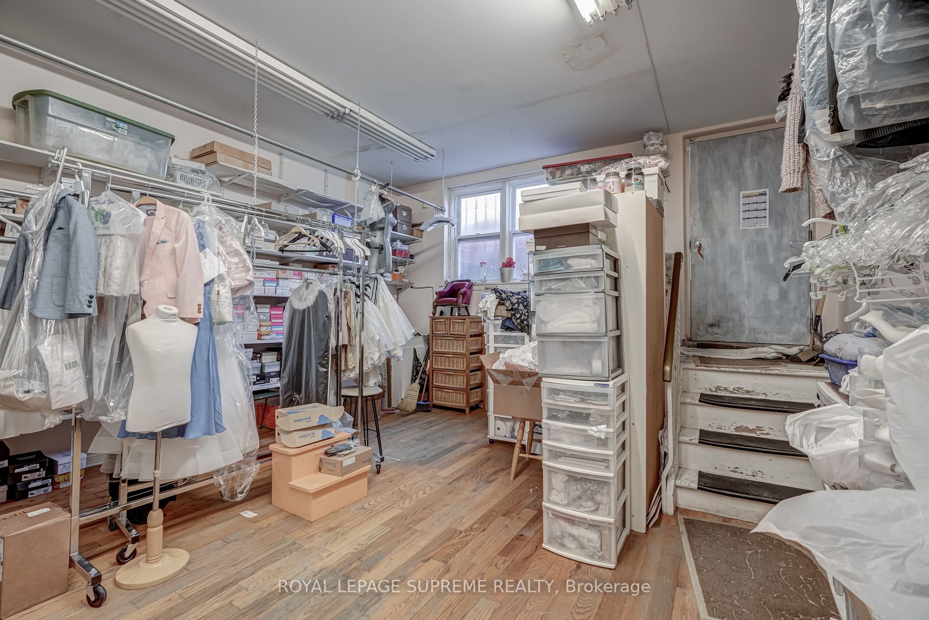 1274 St Clair Ave W, #Front