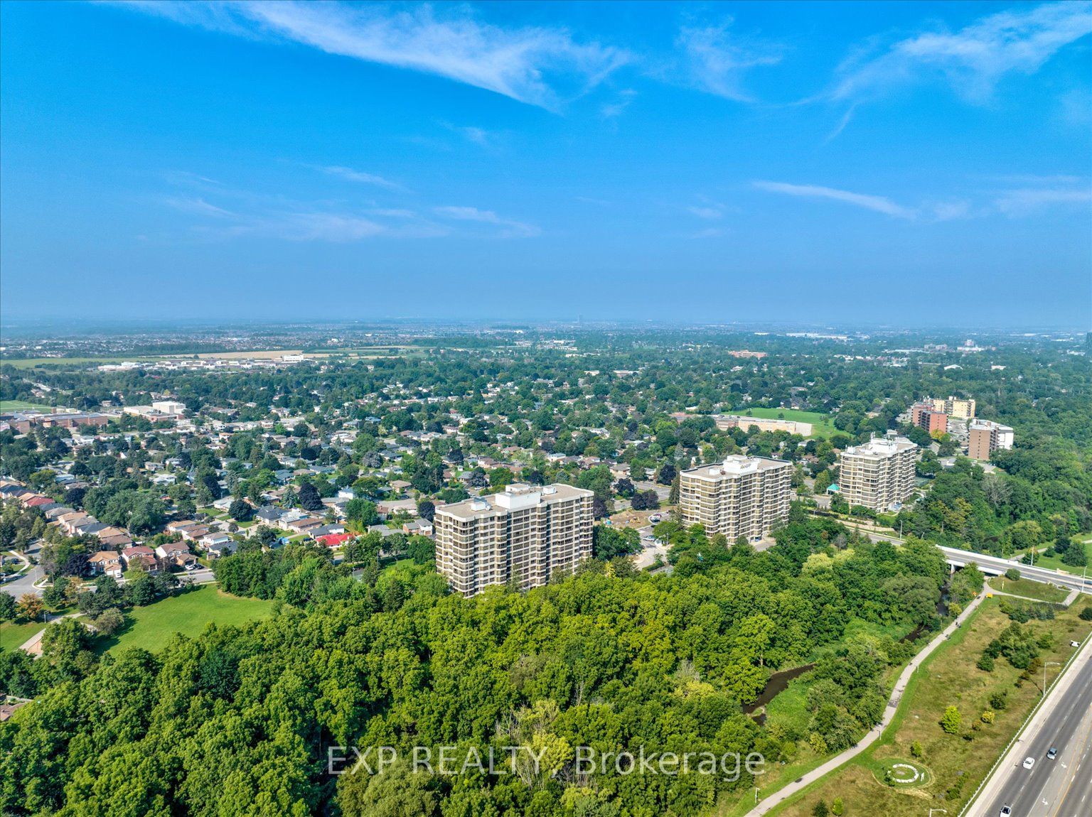 320 Mill St S, #910