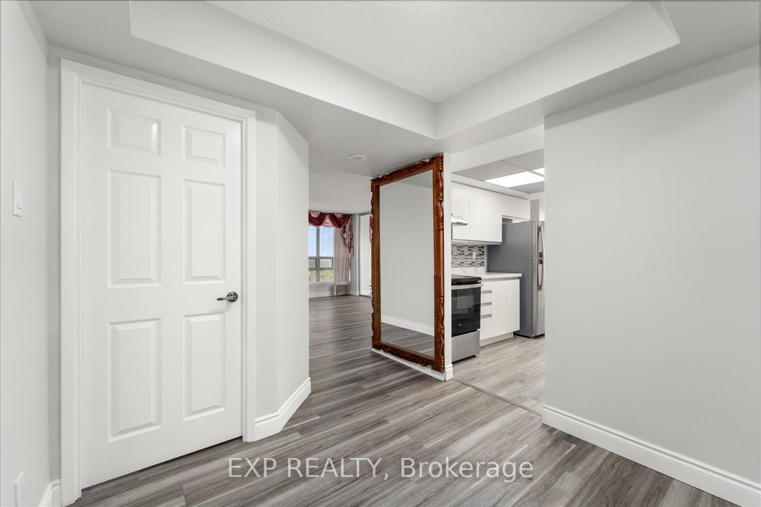 320 Mill St S, #910