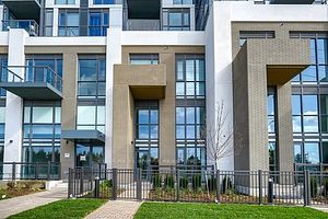 509 Dundas St W, #103