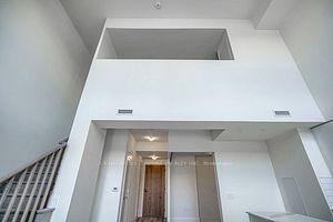 509 Dundas St W, #103