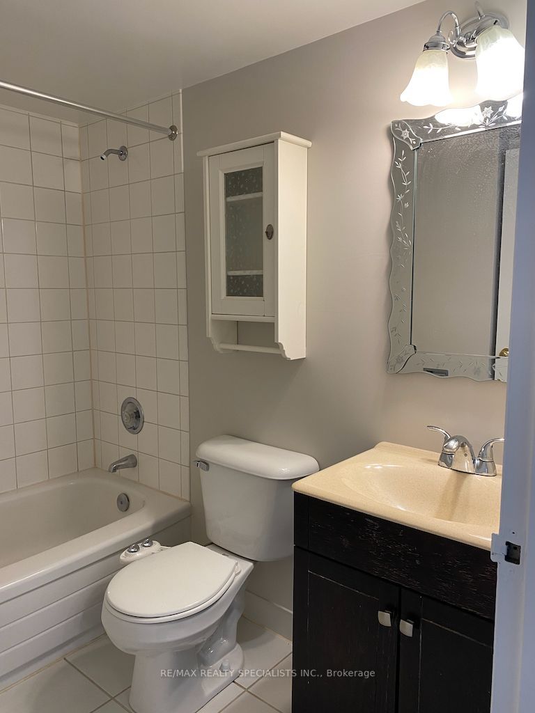 2301 Derry Road W, #603