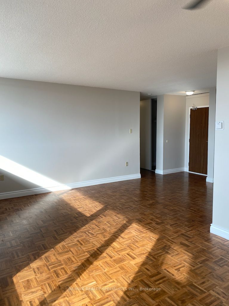 2301 Derry Road W, #603