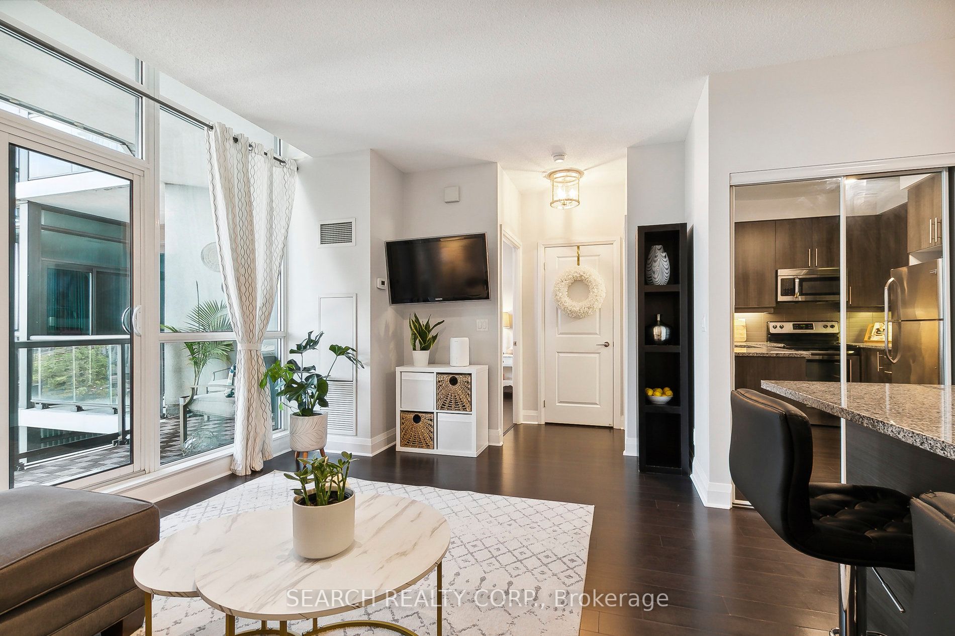 1185 The Queensway, #427