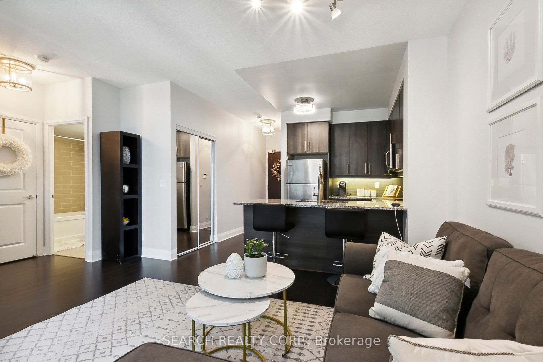 1185 The Queensway, #427