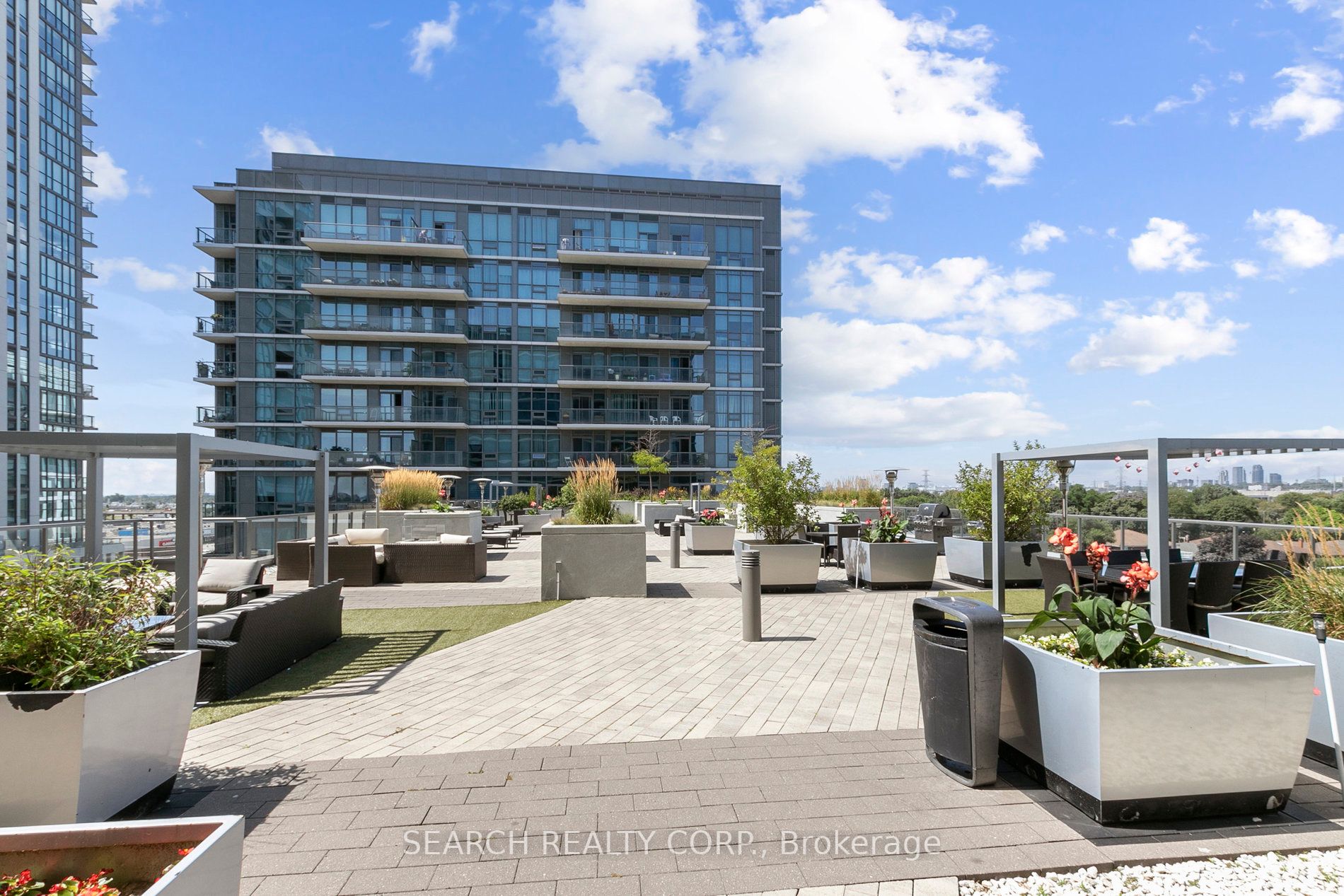 1185 The Queensway, #427