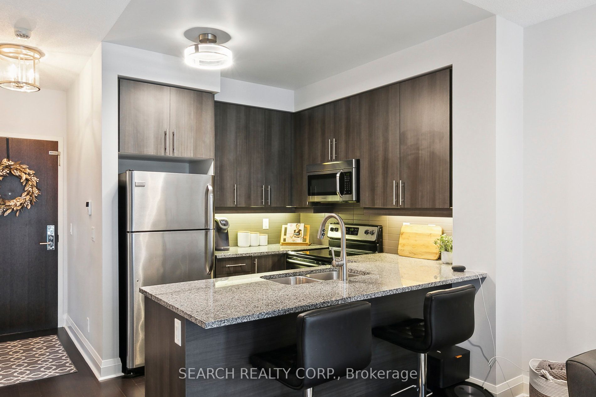1185 The Queensway, #427