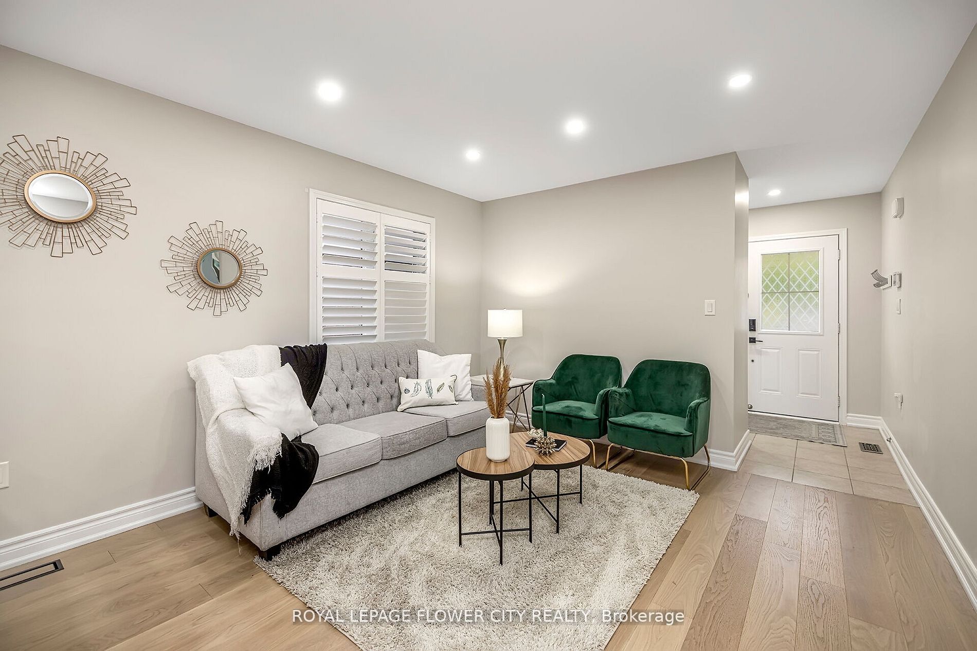 10 Arkwright Dr
