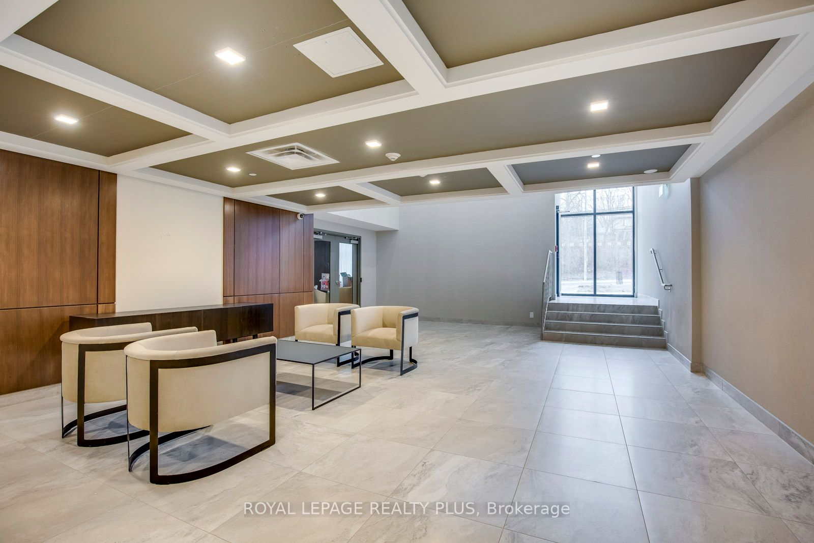 1575 Lakeshore Rd W, #146