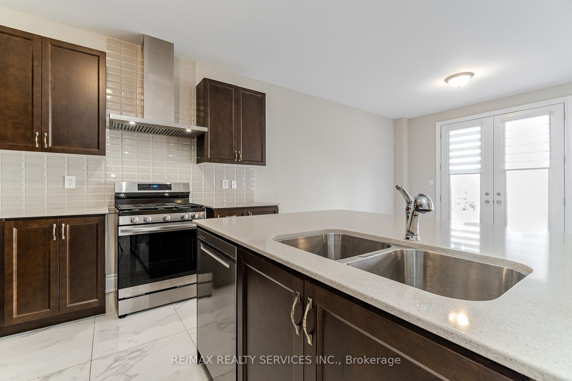 38 Kambalda Rd