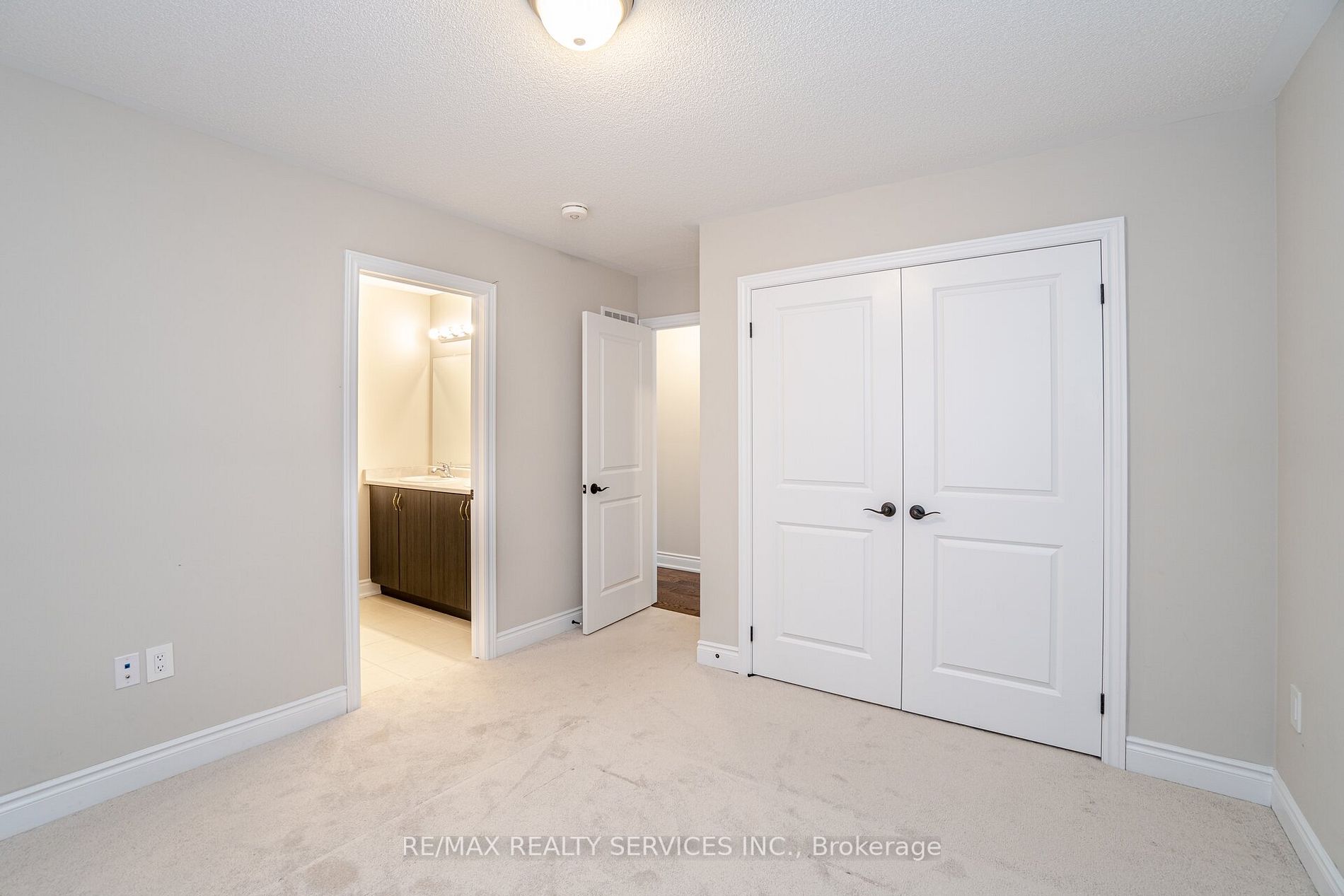 38 Kambalda Rd