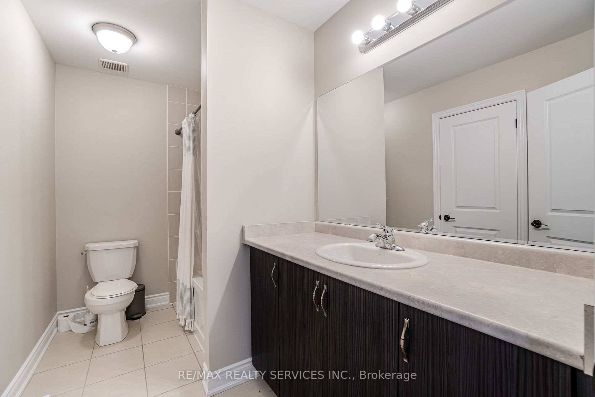 38 Kambalda Rd