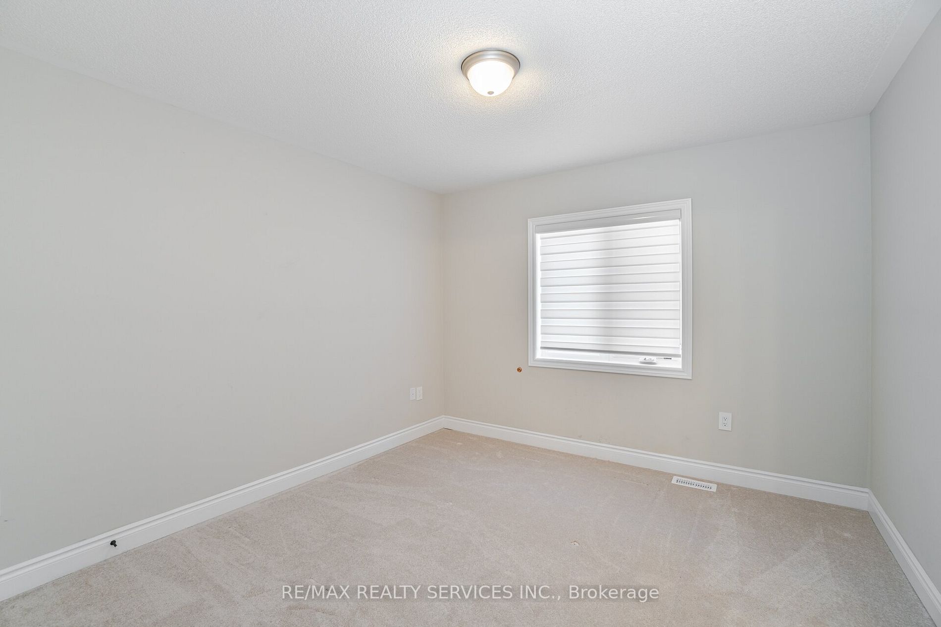 38 Kambalda Rd