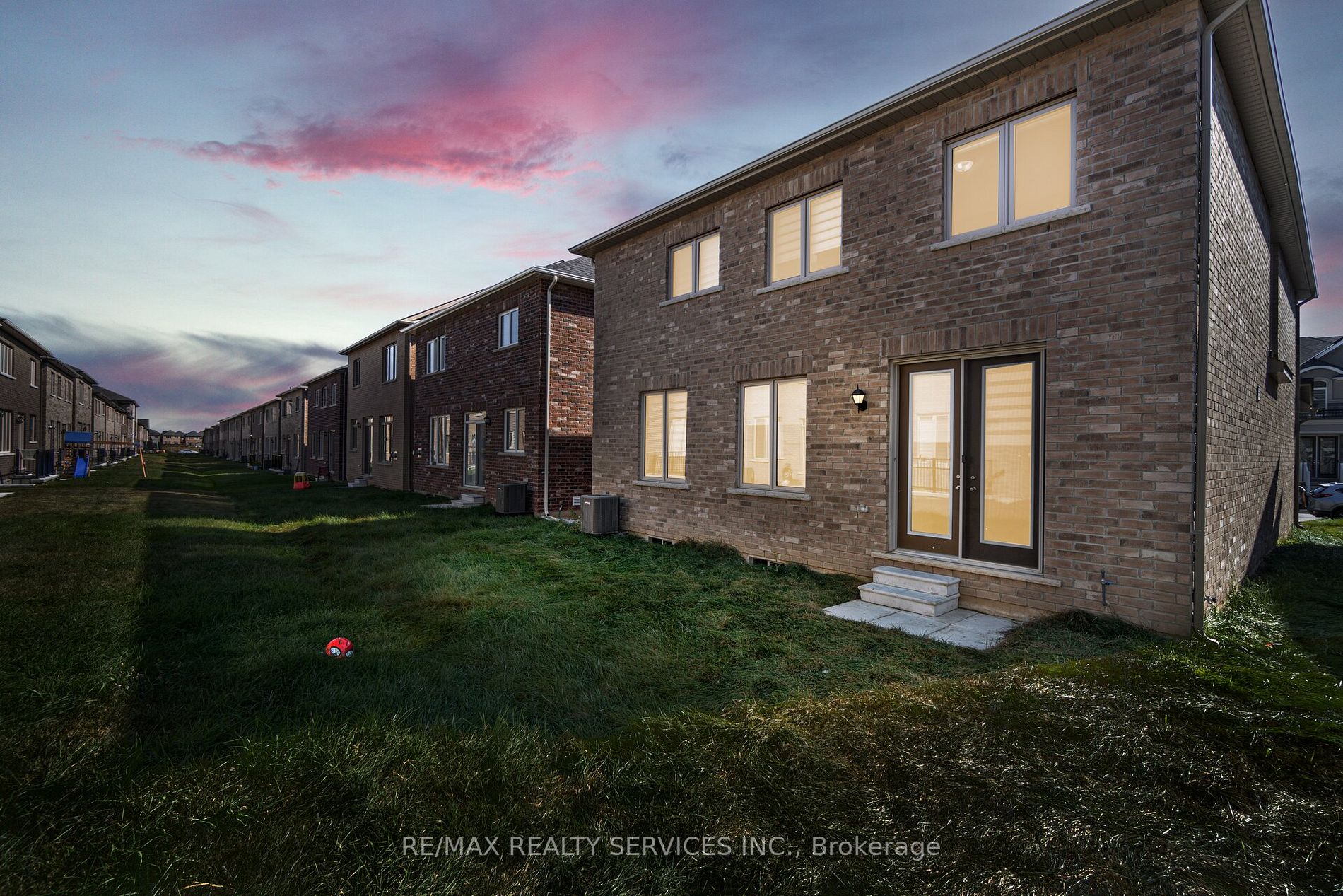 38 Kambalda Rd