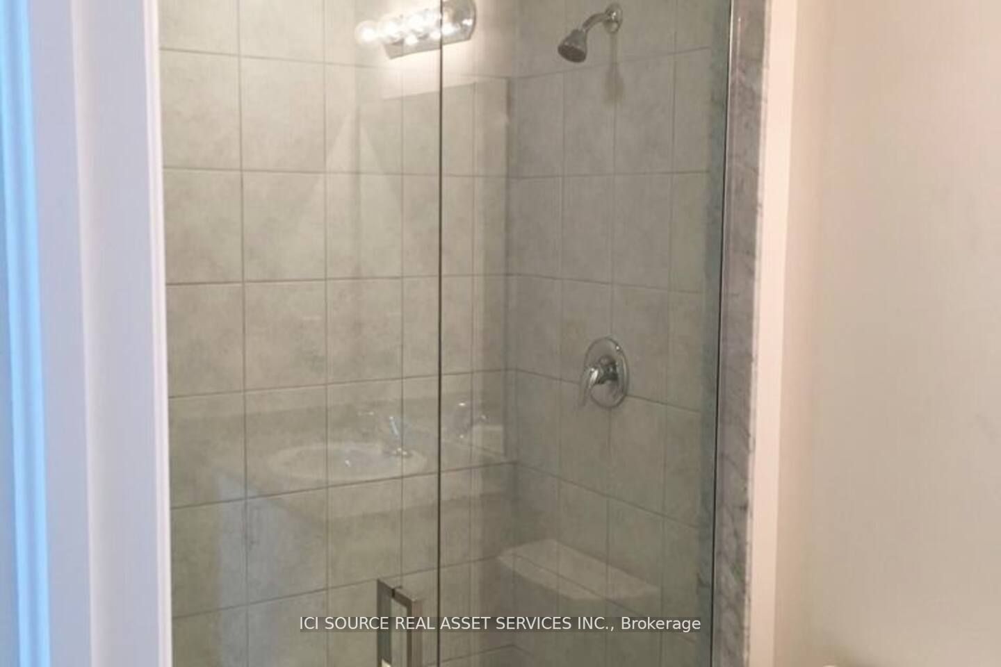 1360 Costigan Rd, #101