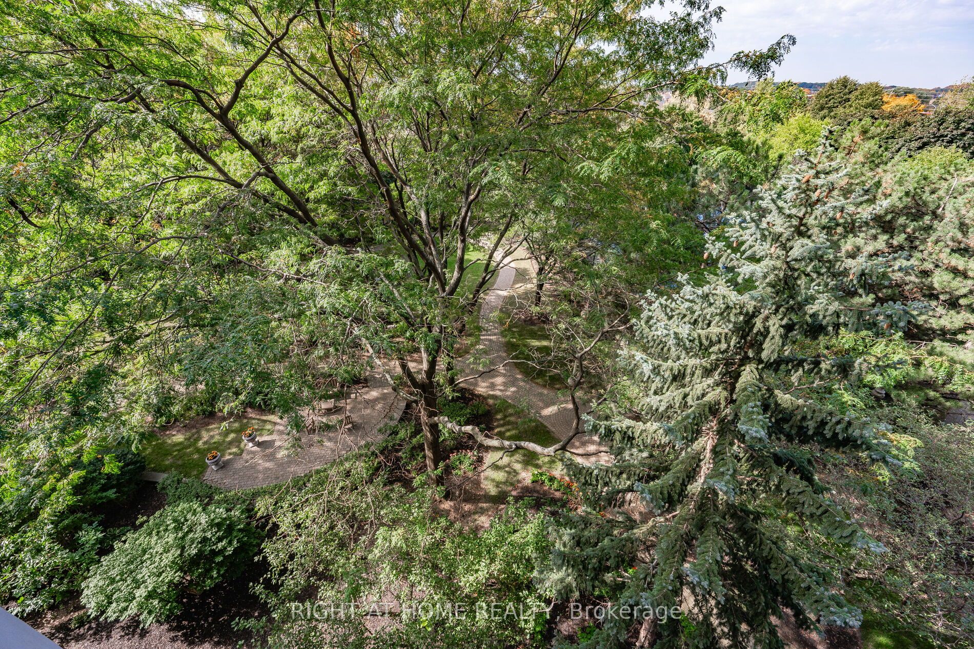 45 Kingsbridge Garden Circle, #503