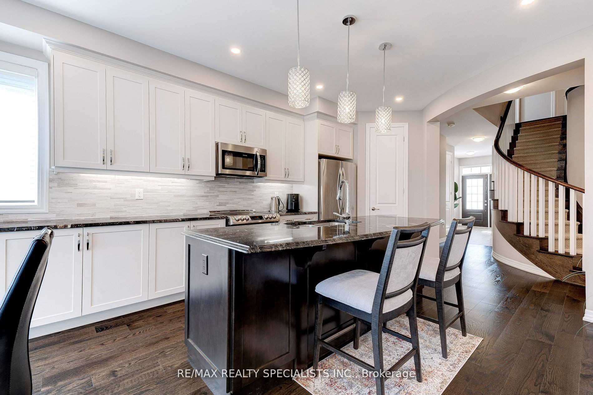 82 Fowley Dr