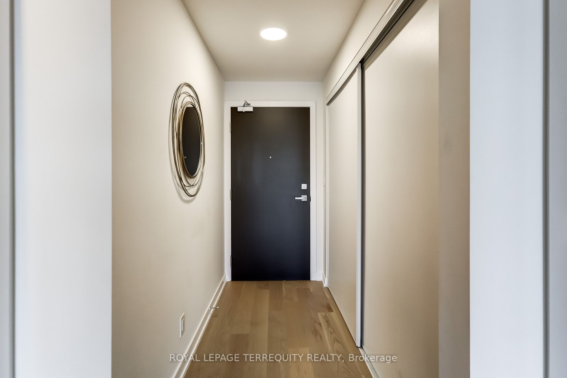 430 Roncesvalles Ave, #515