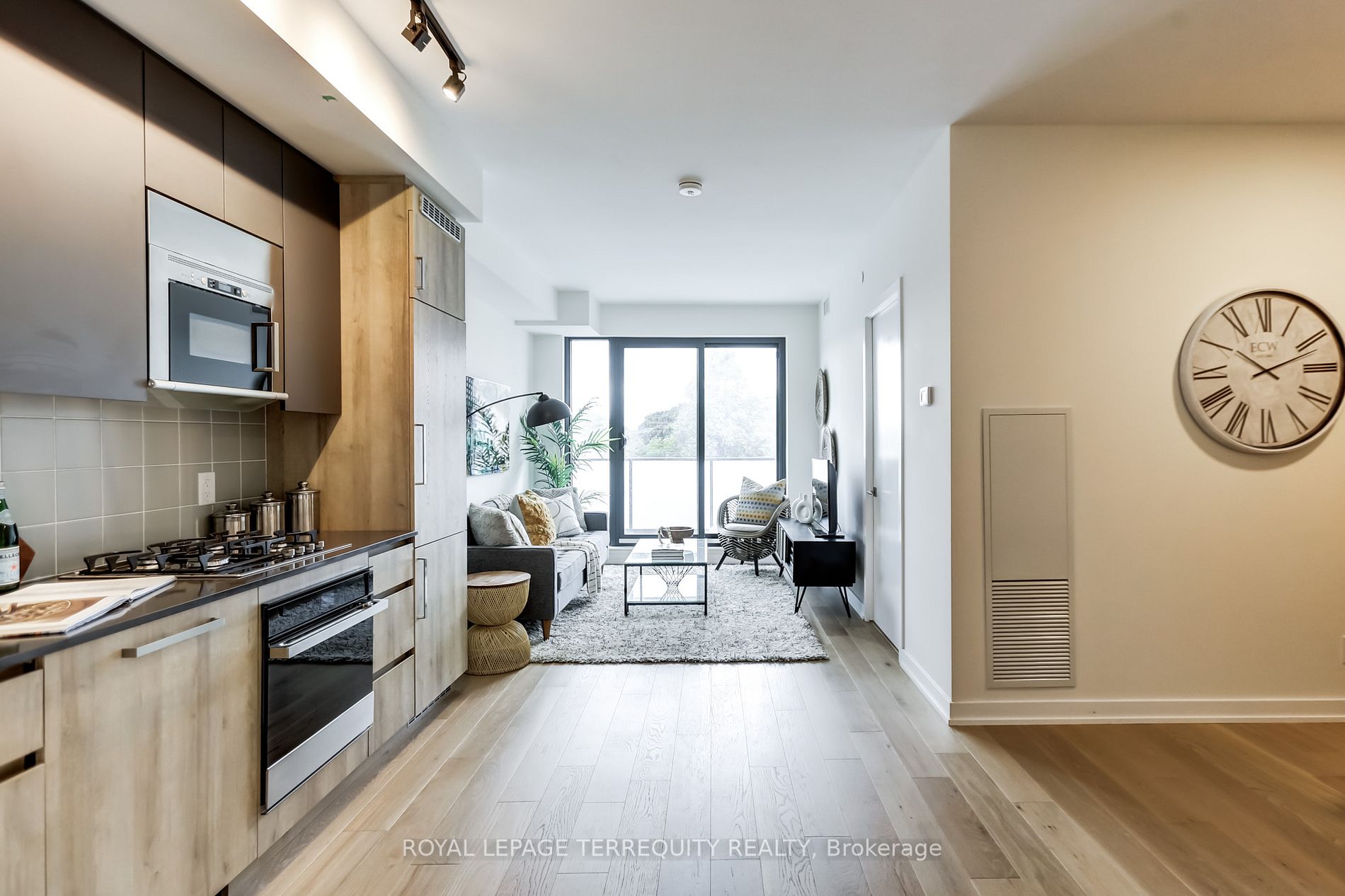 430 Roncesvalles Ave, #515