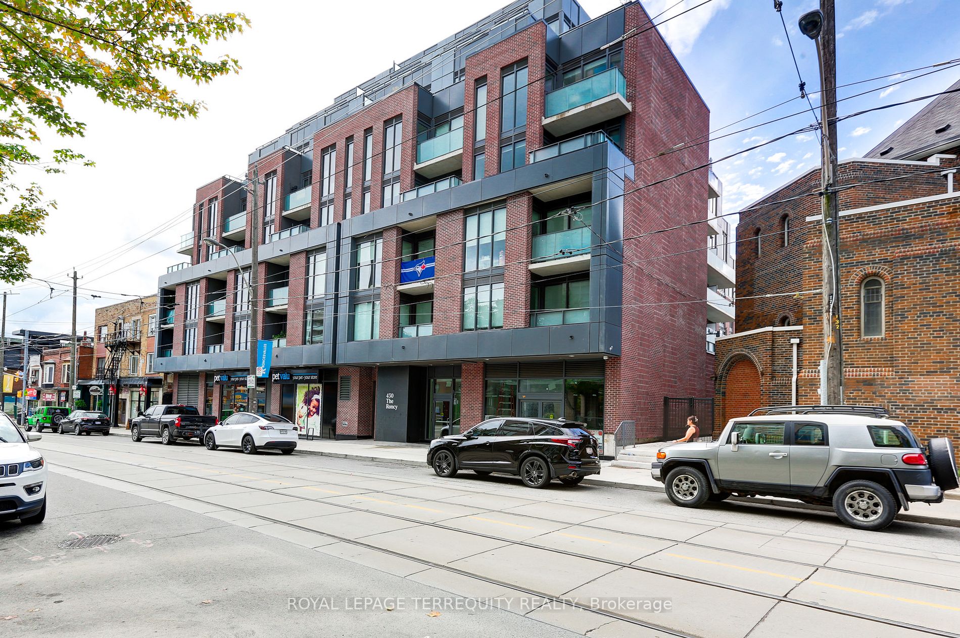 430 Roncesvalles Ave, #515