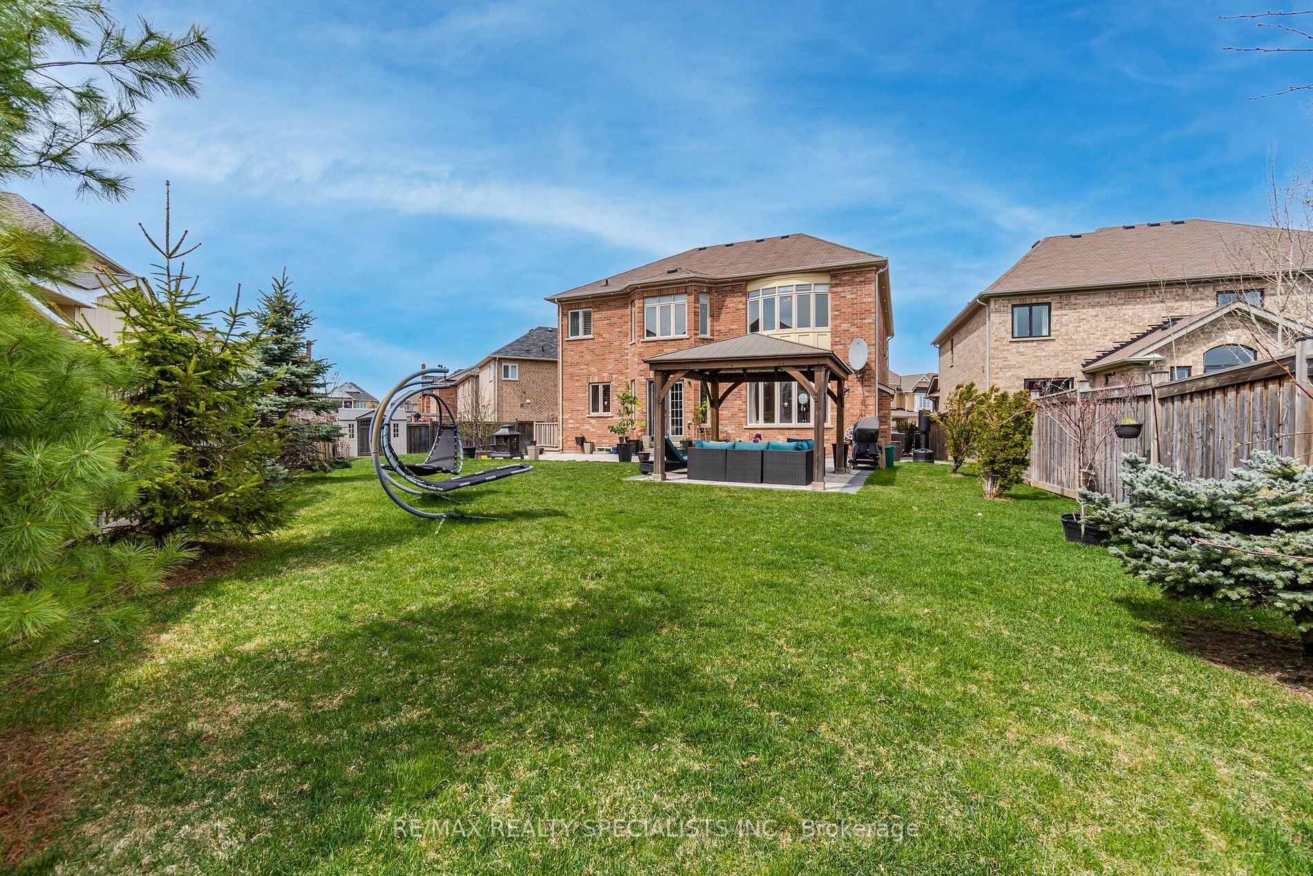 48 Maybeck Dr