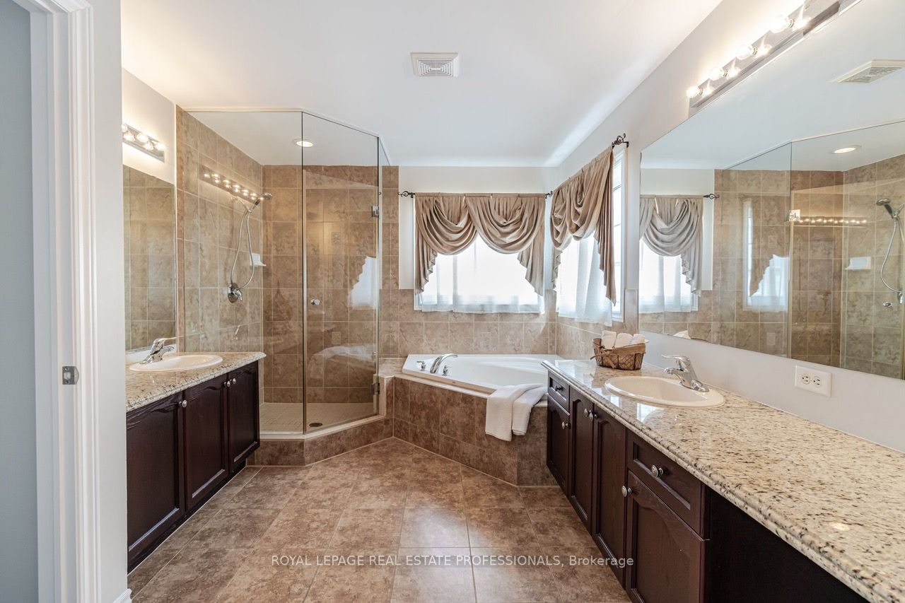 15 Oakhaven Rd