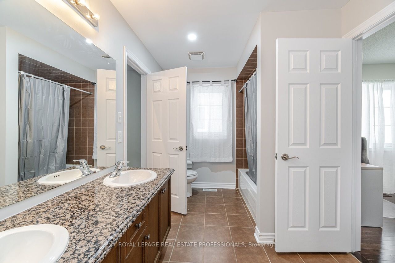 15 Oakhaven Rd