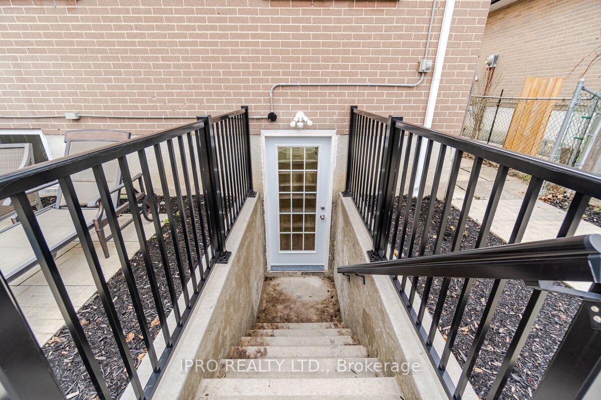 3583 Ellengale Drive, #Bsmt