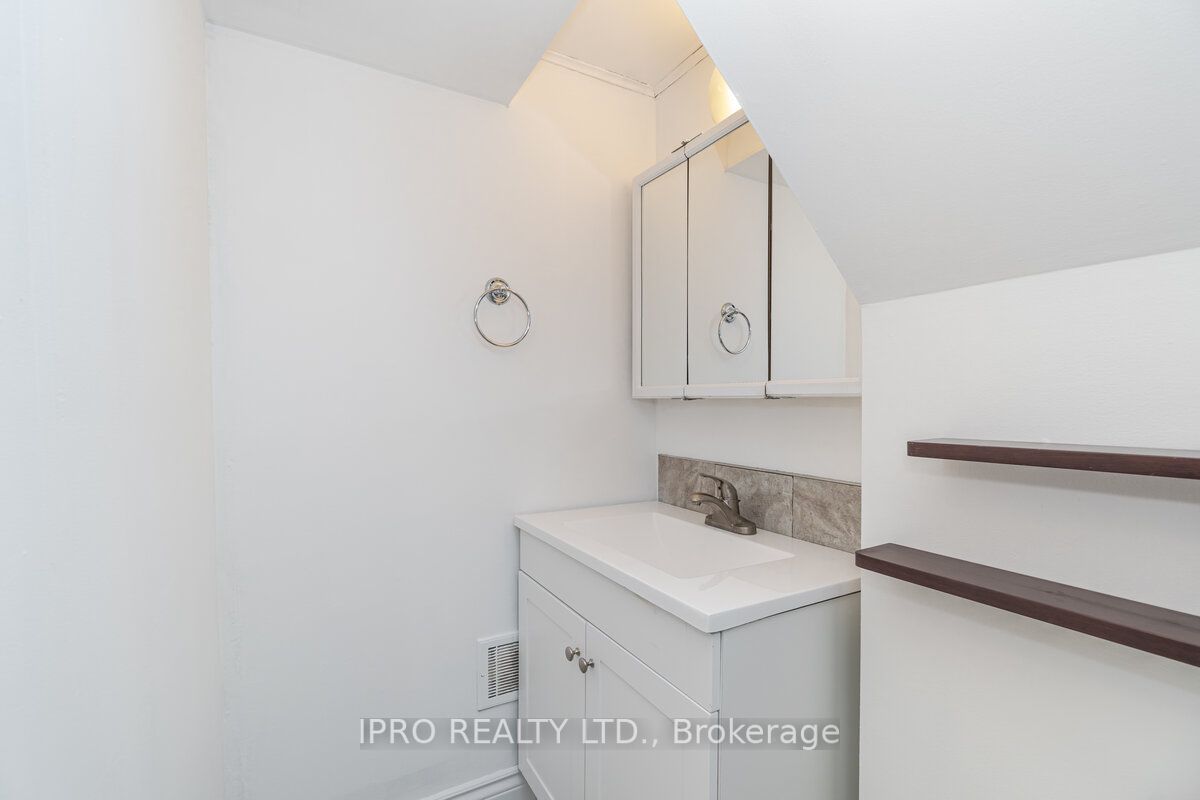 3583 Ellengale Drive, #Bsmt