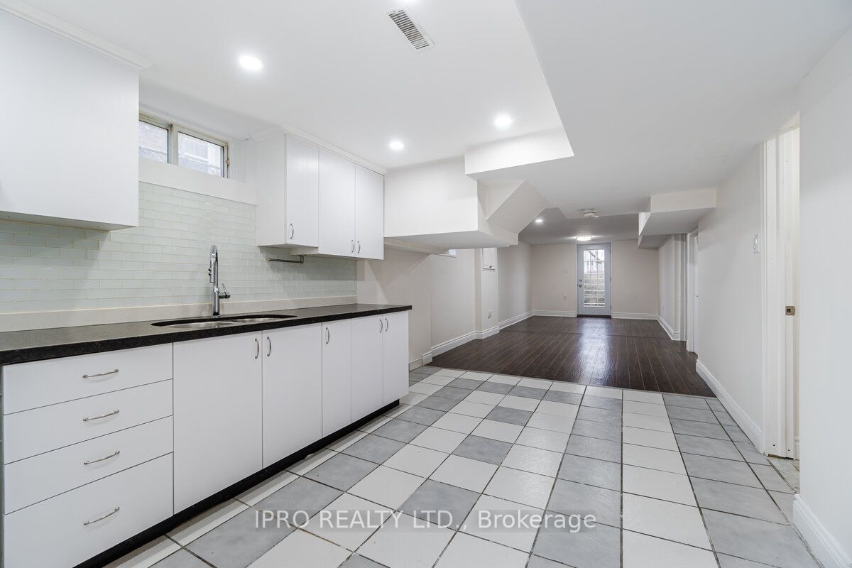 3583 Ellengale Drive, #Bsmt