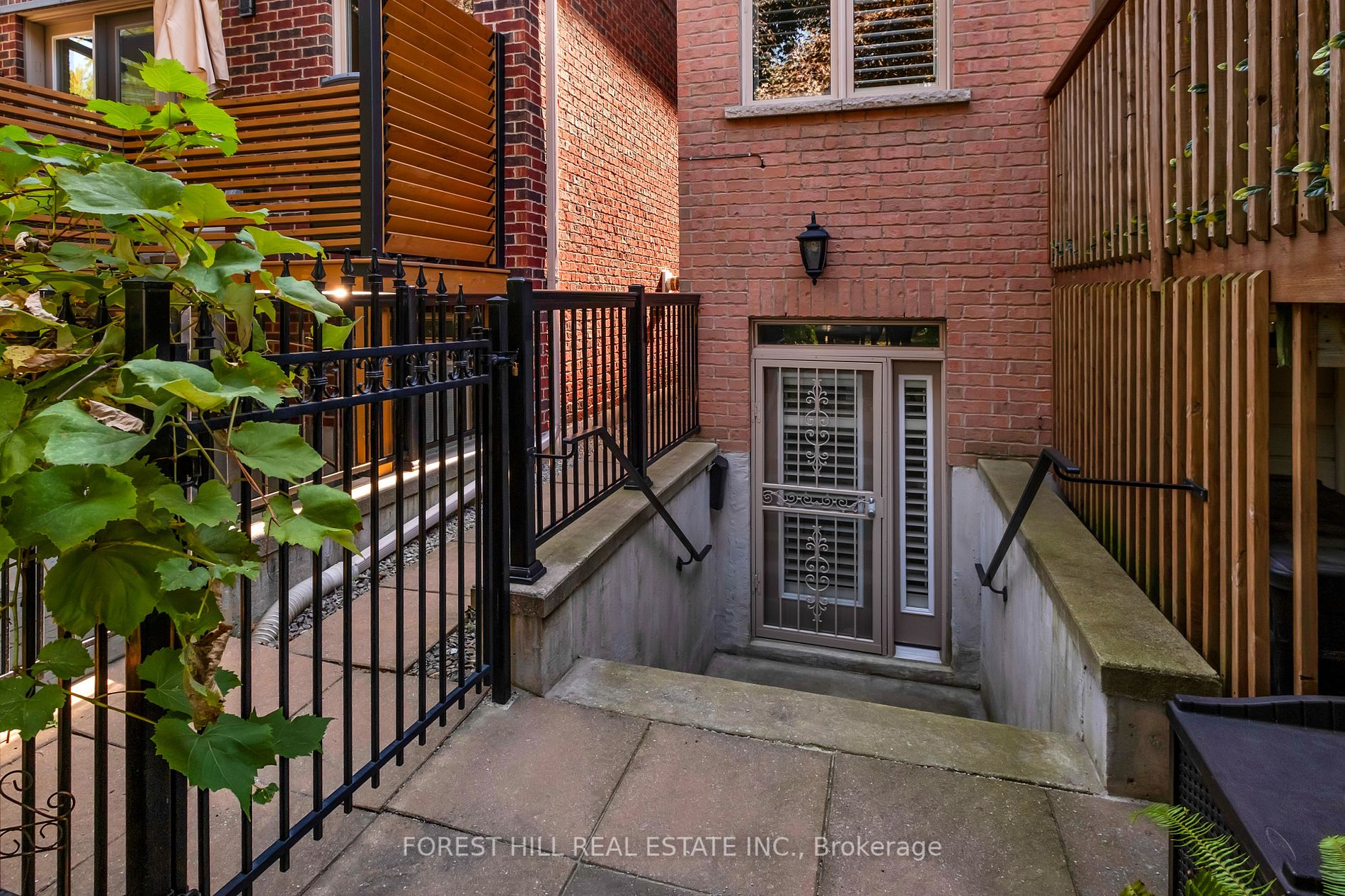 452 Rimilton Avenue