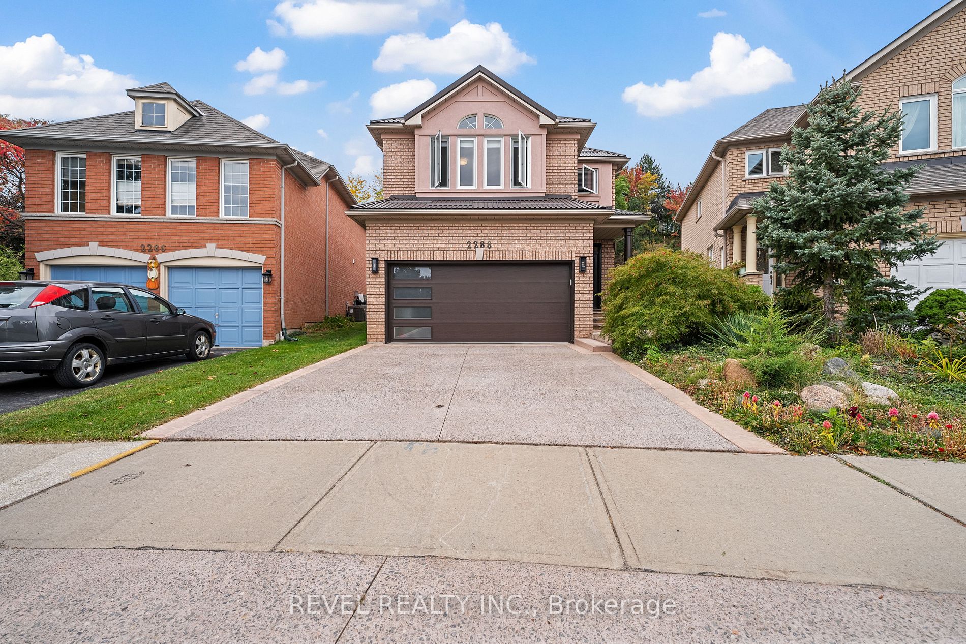 2288 Yorktown Circ